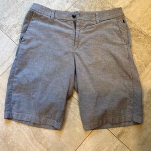 Lululemon commission 11” Men's Gray Shorts